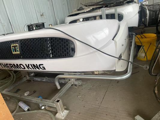 เครื่อง T-1000M THERMO KING มือสอง เครื่อง T1000M thermo king มือสอง สภาพดี ผลิตประมาณปี 2011-2019